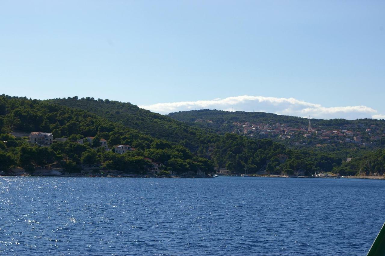 Holiday Home Nevista Sumartin Esterno foto